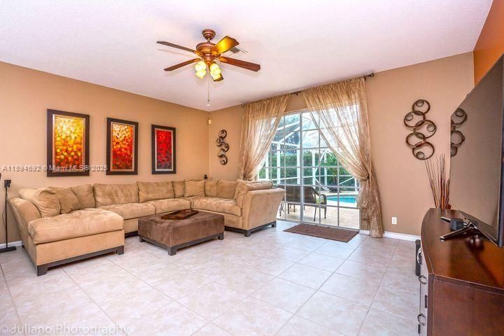 Active With Contract: $4,800 (5 beds, 3 baths, 3290 Square Feet)