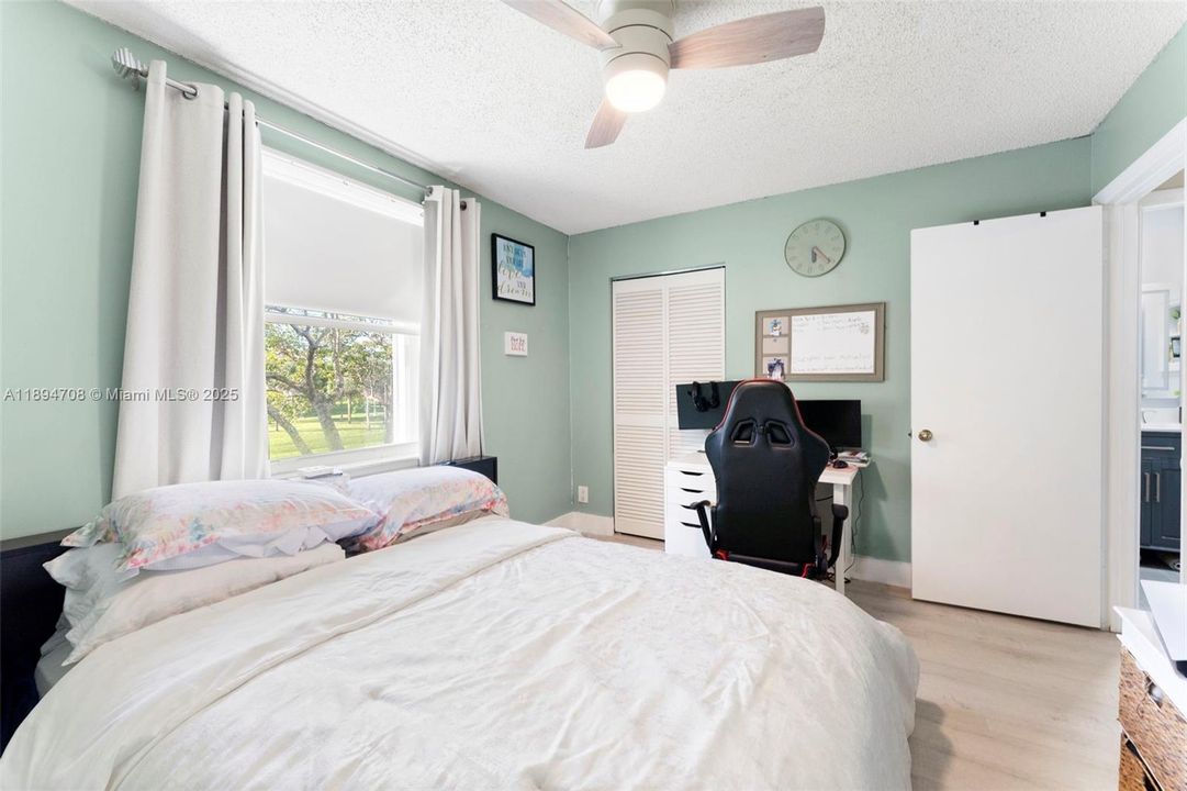 En Venta: $429,000 (3 camas, 2 baños, 1448 Pies cuadrados)