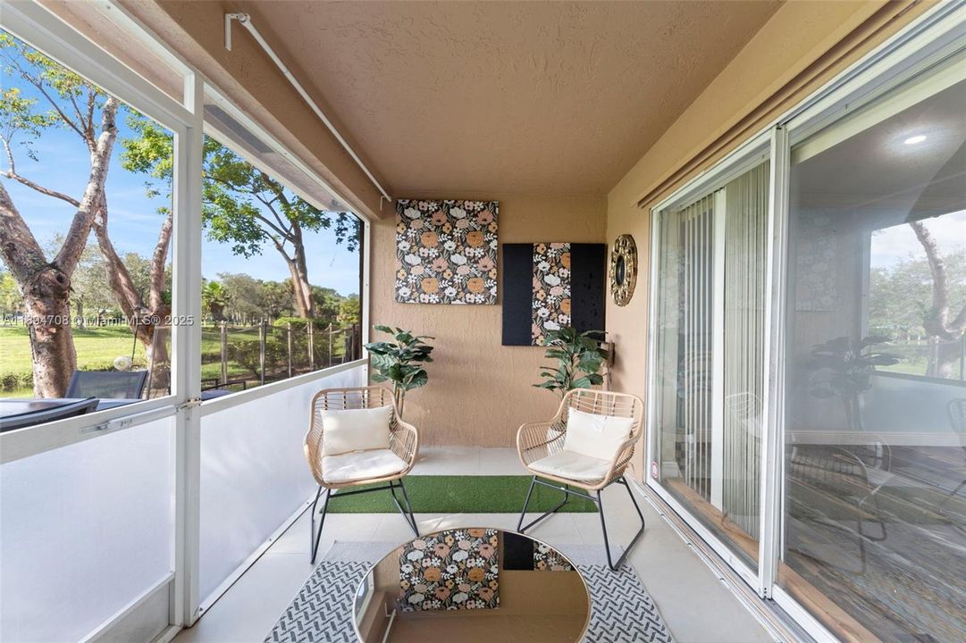 En Venta: $429,000 (3 camas, 2 baños, 1448 Pies cuadrados)