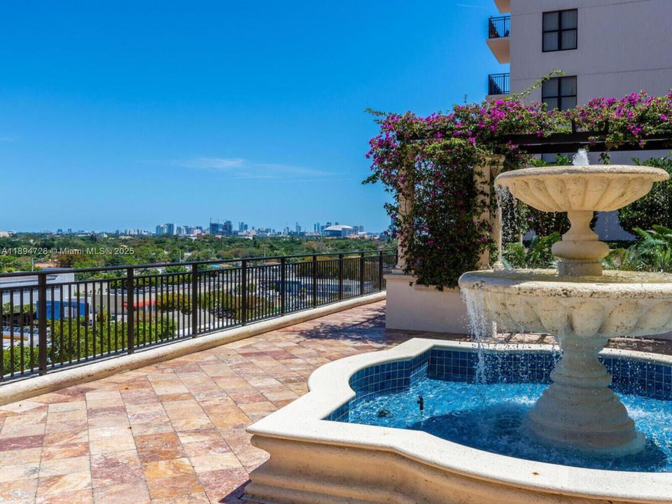 For Sale: $510,000 (1 beds, 1 baths, 1131 Square Feet)