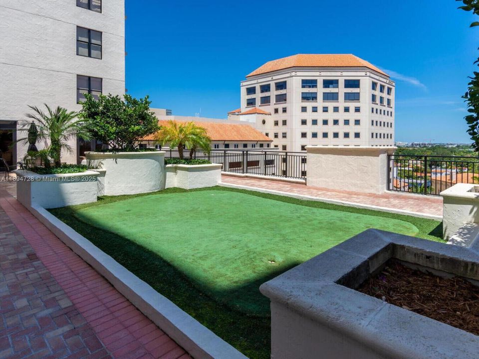 For Sale: $510,000 (1 beds, 1 baths, 1131 Square Feet)