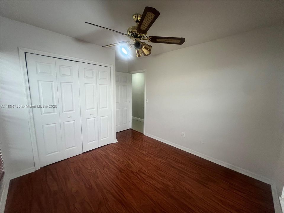 Recientemente alquilado: $3,100 (4 camas, 2 baños, 1472 Pies cuadrados)