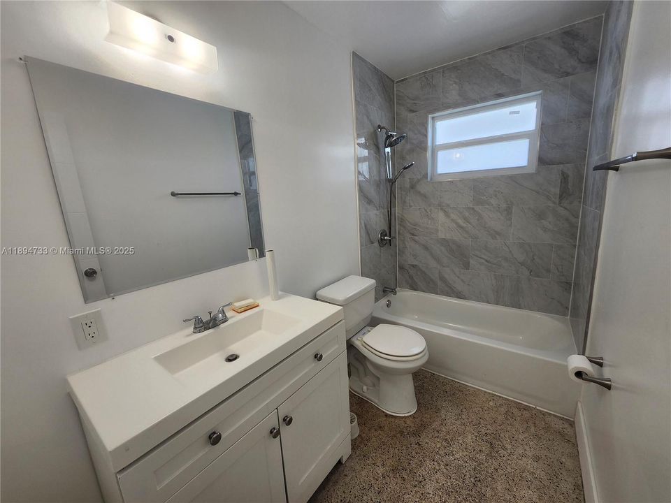2nd Bathroom