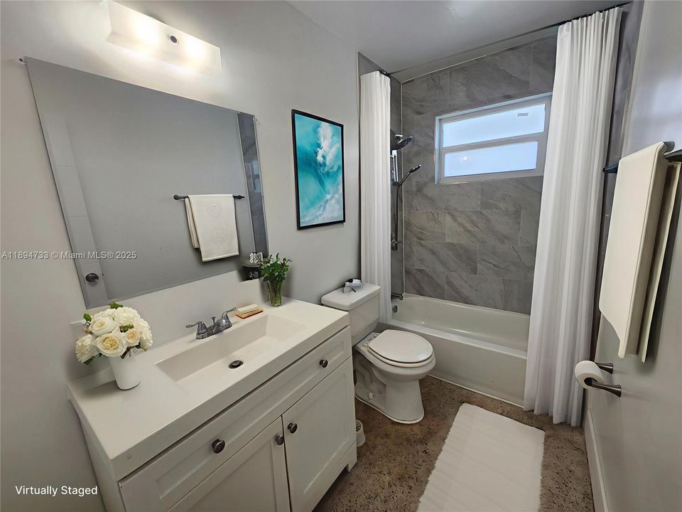 2nd Bathroom