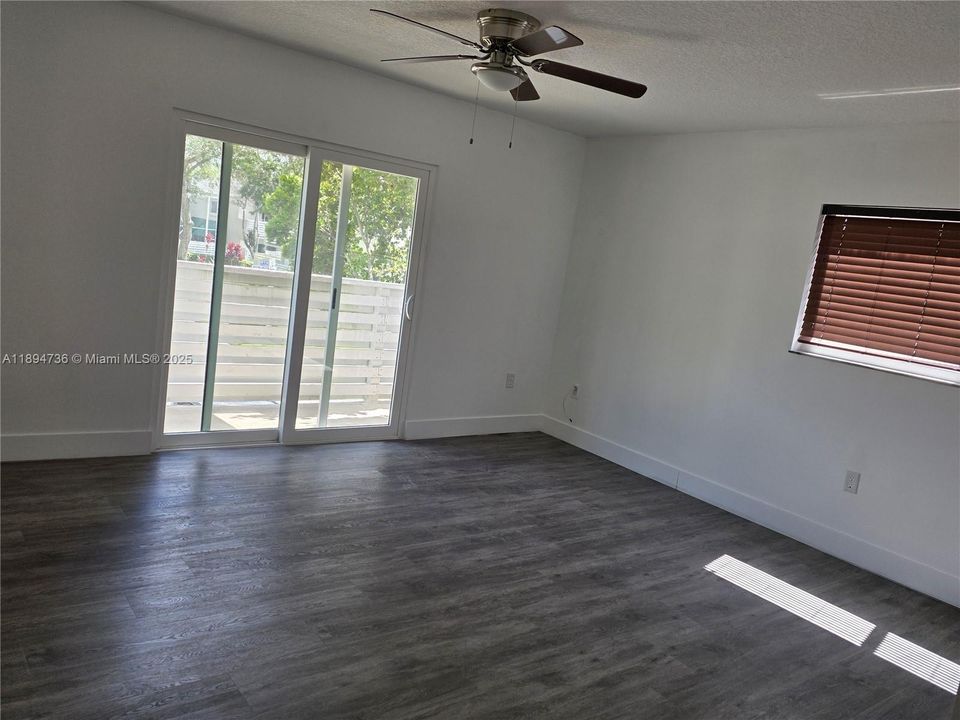 For Sale: $449,000 (3 beds, 2 baths, 1632 Square Feet)