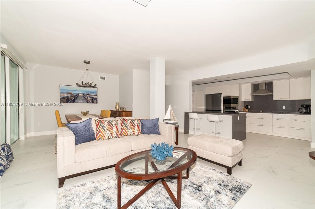 For Sale: $815,000 (3 beds, 2 baths, 1353 Square Feet)