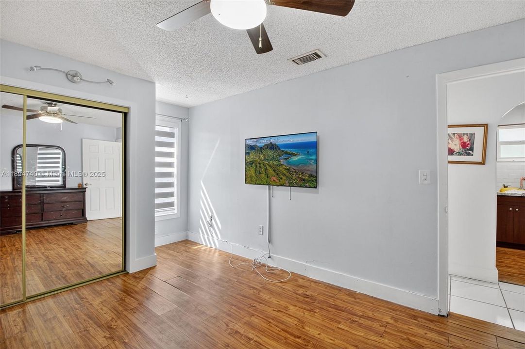 Active With Contract: $590,000 (4 beds, 2 baths, 1850 Square Feet)