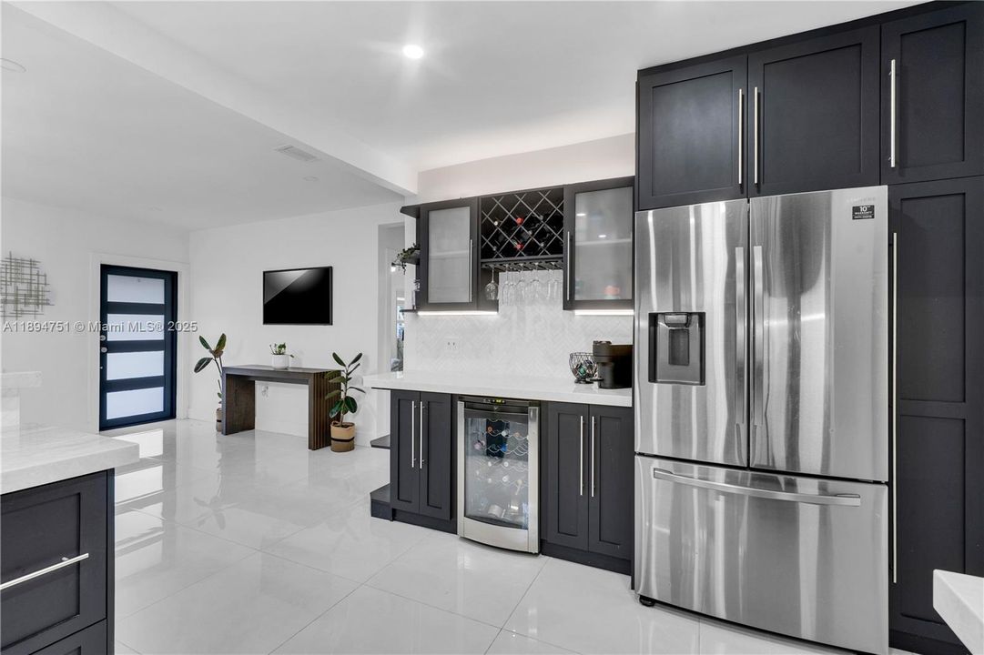 На продажу: $1,199,000 (4 спален, 3 ванн, 2417 Квадратных фут)