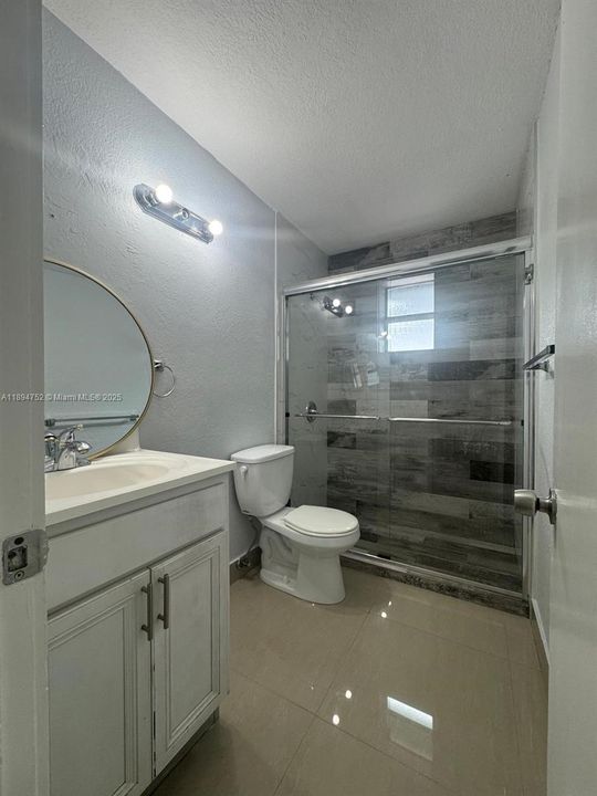 Vendido Recientemente: $589,000 (3 camas, 2 baños, 0 Pies cuadrados)