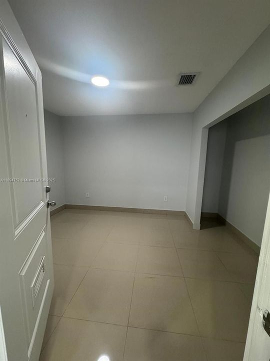 Vendido Recientemente: $589,000 (3 camas, 2 baños, 0 Pies cuadrados)