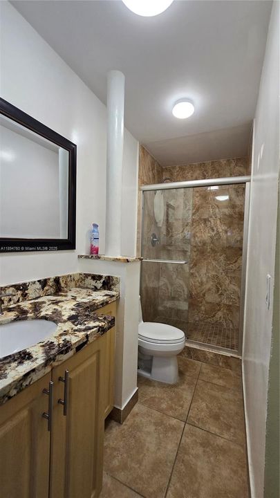 Active With Contract: $172,000 (2 beds, 2 baths, 920 Square Feet)