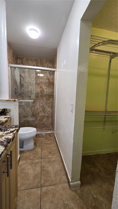 Active With Contract: $172,000 (2 beds, 2 baths, 920 Square Feet)