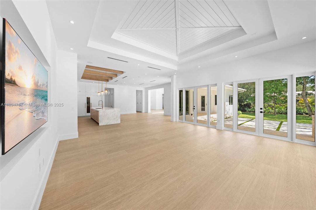 待售: $7,968,000 (8 贝兹, 9 浴室, 6819 平方英尺)