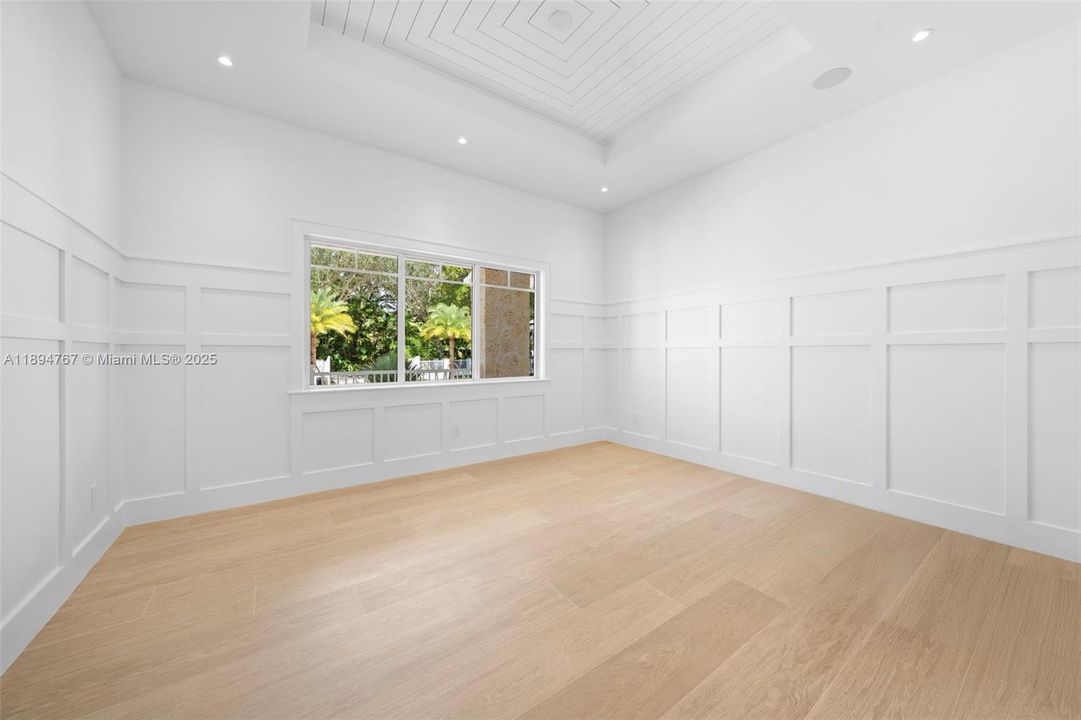 待售: $7,968,000 (8 贝兹, 9 浴室, 6819 平方英尺)