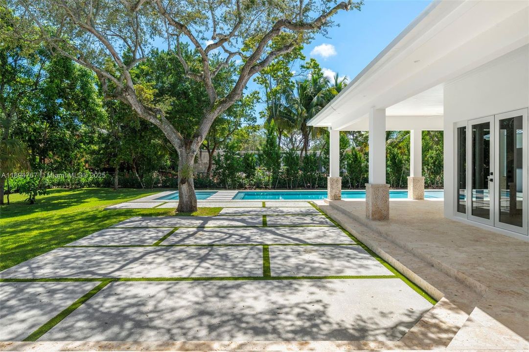 待售: $7,968,000 (8 贝兹, 9 浴室, 6819 平方英尺)