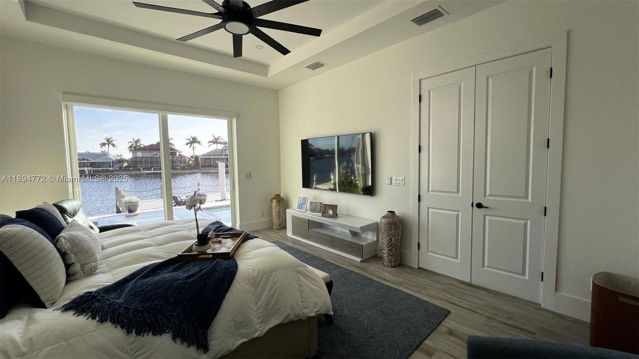 For Sale: $3,095,000 (3 beds, 3 baths, 0 Square Feet)