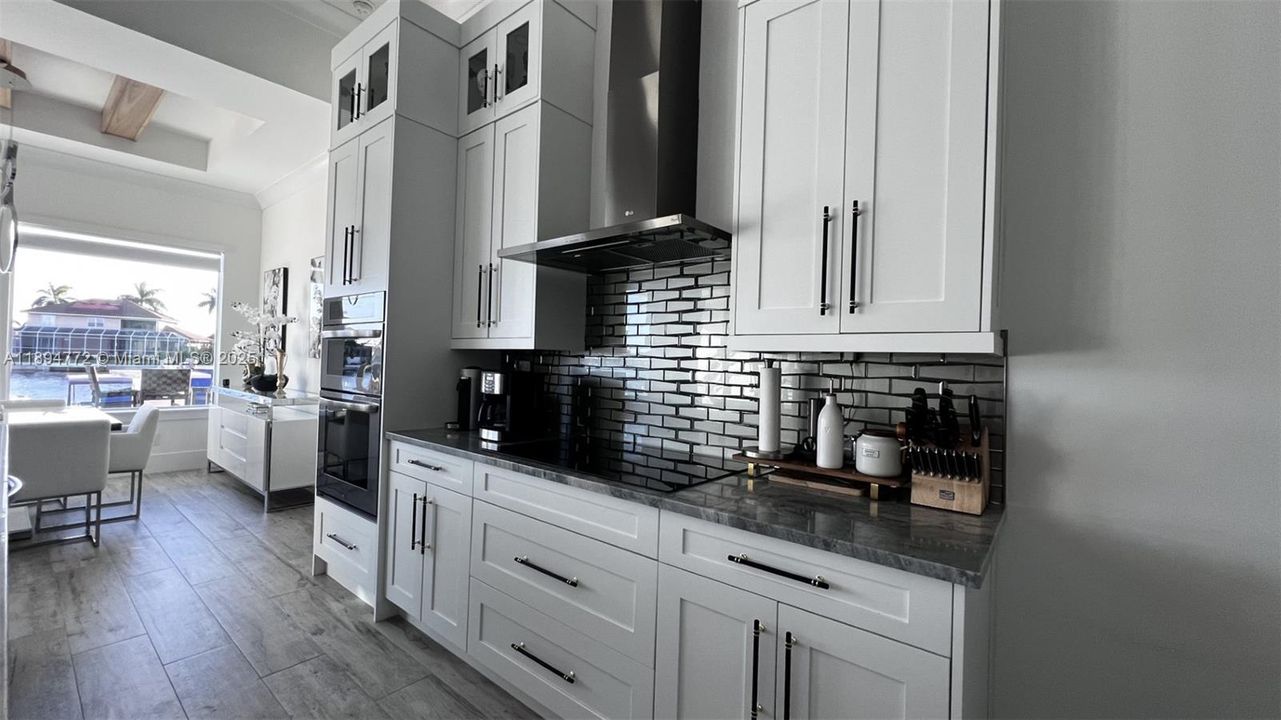 For Sale: $3,095,000 (3 beds, 3 baths, 0 Square Feet)