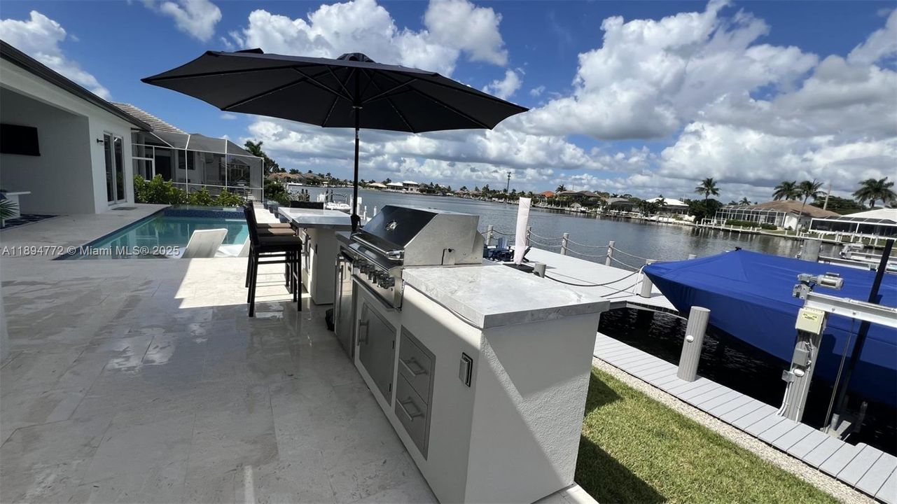 For Sale: $3,095,000 (3 beds, 3 baths, 0 Square Feet)