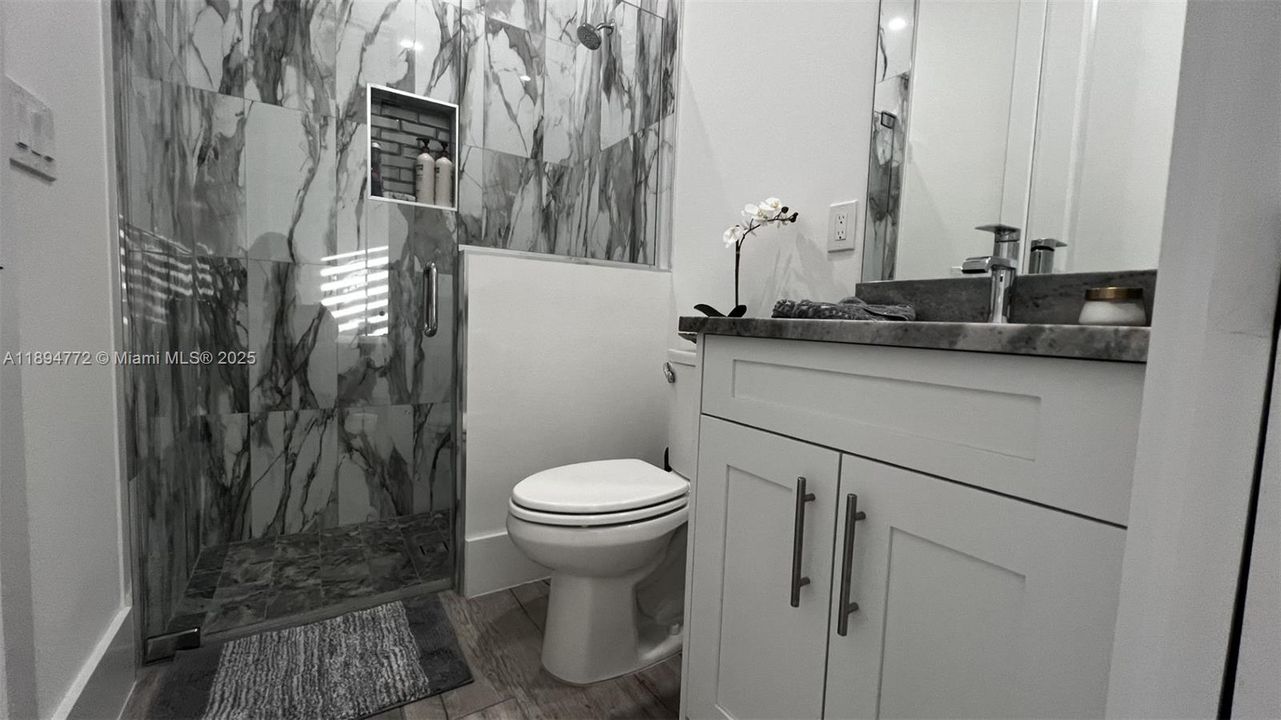 For Sale: $3,095,000 (3 beds, 3 baths, 0 Square Feet)