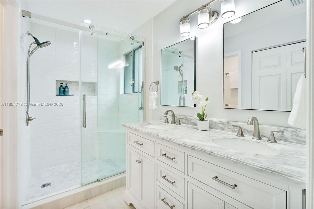 Active With Contract: $660,000 (4 beds, 2 baths, 2084 Square Feet)