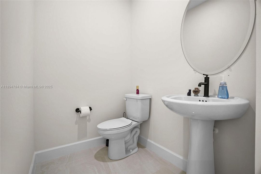 待售: $1,175,000 (4 贝兹, 4 浴室, 3969 平方英尺)