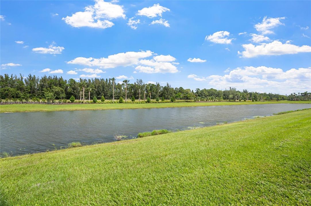 待售: $1,175,000 (4 贝兹, 4 浴室, 3969 平方英尺)