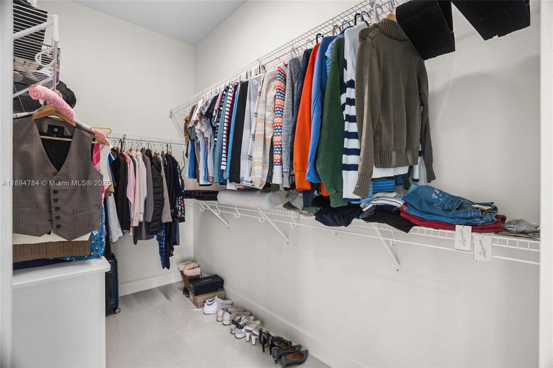 待售: $1,175,000 (4 贝兹, 4 浴室, 3969 平方英尺)