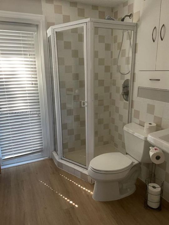 На продажу: $869,000 (3 спален, 2 ванн, 930 Квадратных фут)