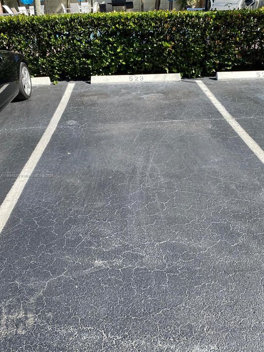 待售: $228,000 (1 贝兹, 1 浴室, 685 平方英尺)