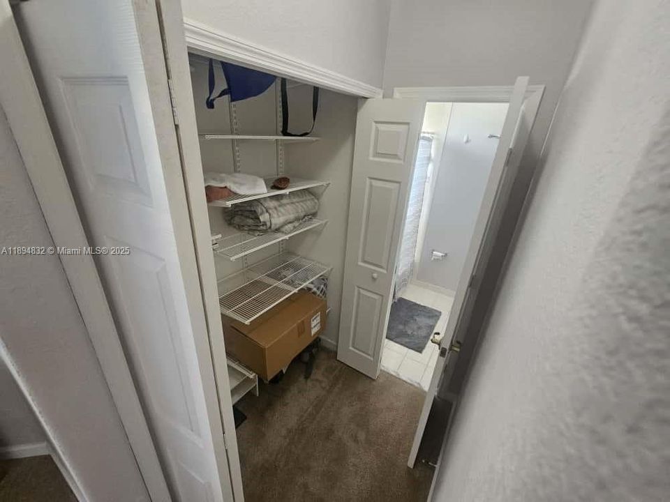 待售: $709,900 (3 贝兹, 3 浴室, 1863 平方英尺)