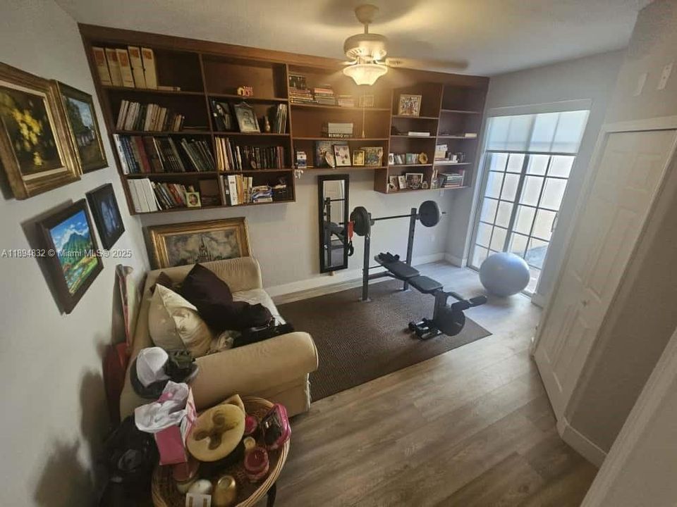 待售: $709,900 (3 贝兹, 3 浴室, 1863 平方英尺)