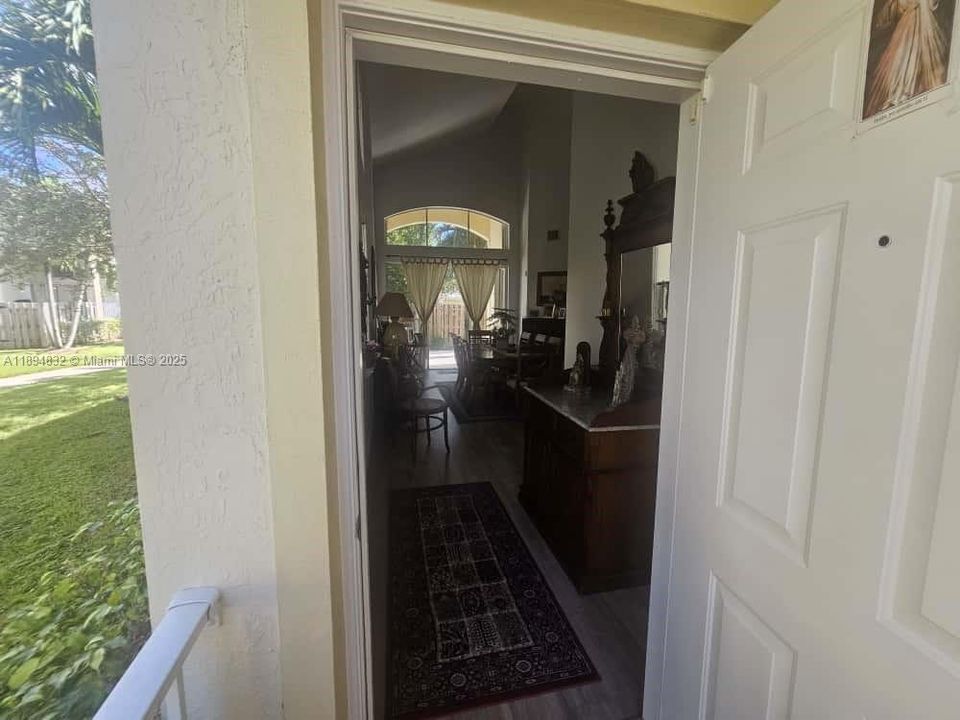 待售: $709,900 (3 贝兹, 3 浴室, 1863 平方英尺)