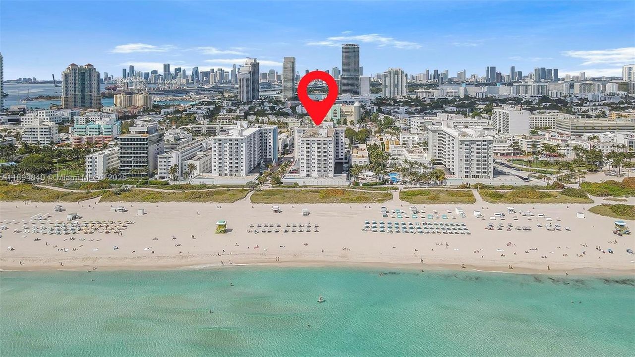 Active With Contract: $3,800 (1 beds, 1 baths, 654 Square Feet)