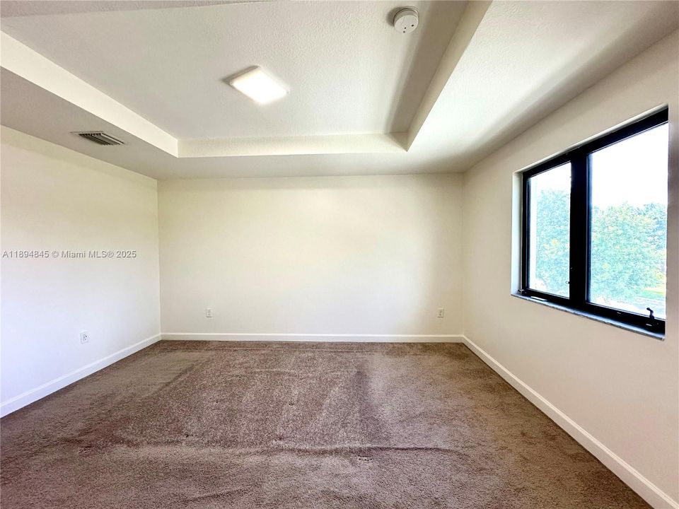 For Sale: $485,000 (3 beds, 2 baths, 1777 Square Feet)