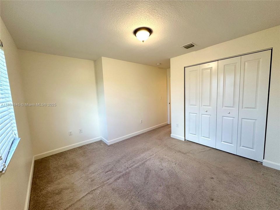 For Sale: $485,000 (3 beds, 2 baths, 1777 Square Feet)