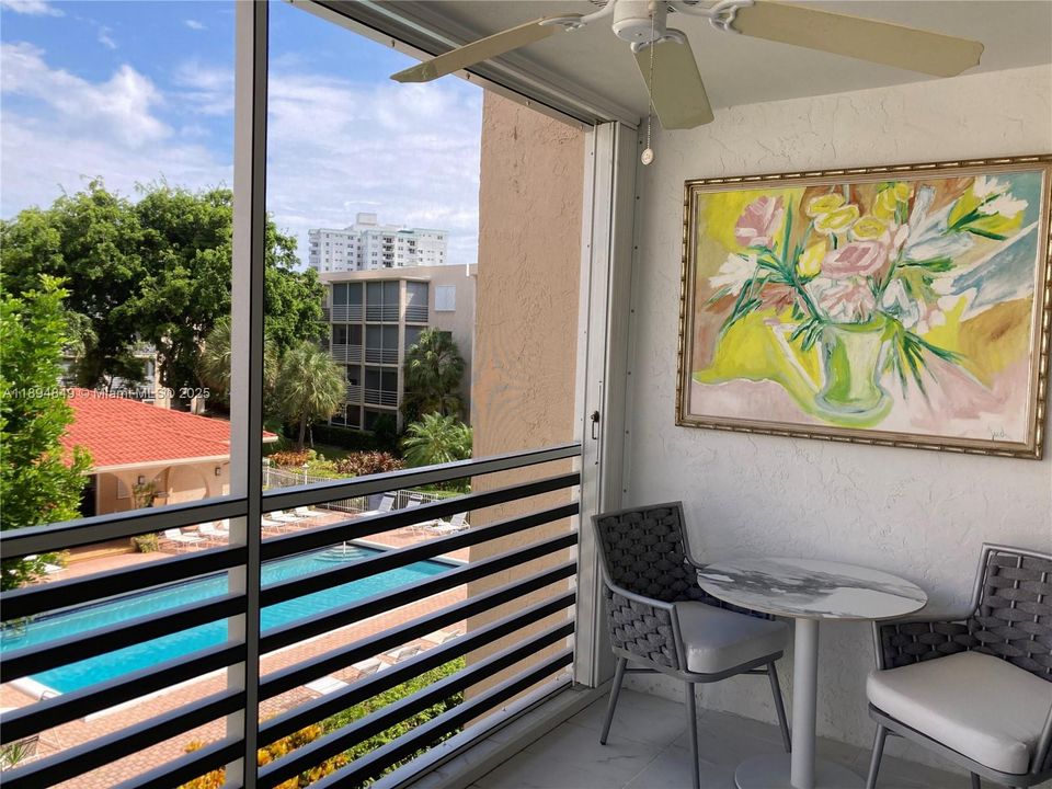 Activo con contrato: $3,650 (1 camas, 1 baños, 850 Pies cuadrados)