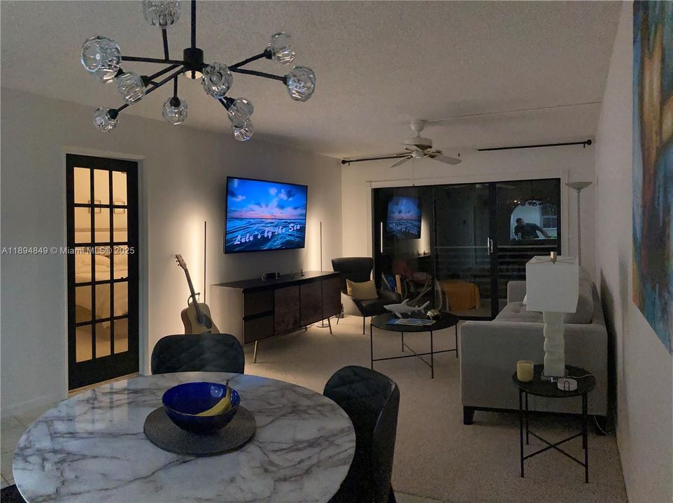 Activo con contrato: $3,650 (1 camas, 1 baños, 850 Pies cuadrados)