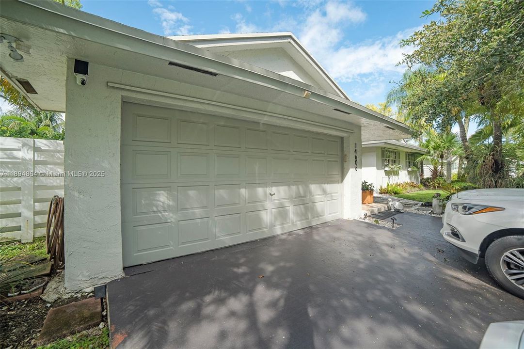 Active With Contract: $789,000 (4 beds, 2 baths, 2098 Square Feet)