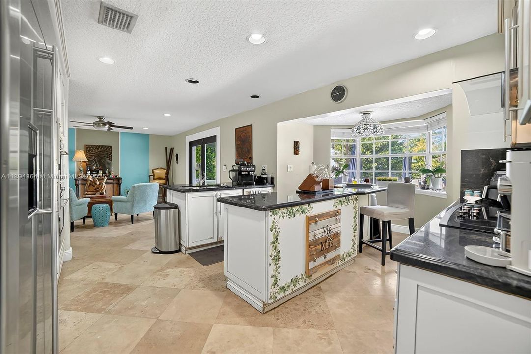 Active With Contract: $789,000 (4 beds, 2 baths, 2098 Square Feet)