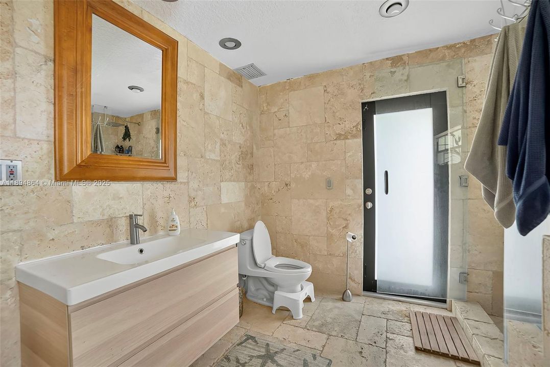 Active With Contract: $789,000 (4 beds, 2 baths, 2098 Square Feet)