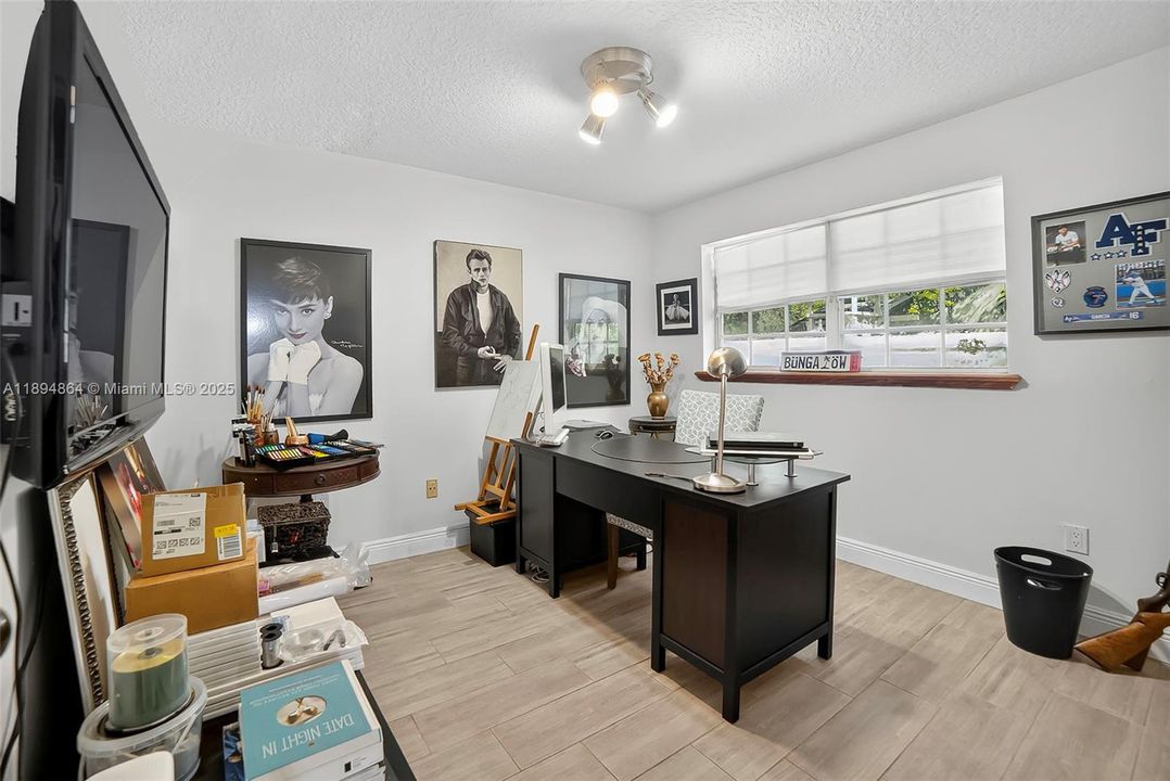 Active With Contract: $789,000 (4 beds, 2 baths, 2098 Square Feet)