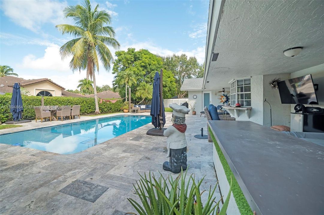 Active With Contract: $789,000 (4 beds, 2 baths, 2098 Square Feet)