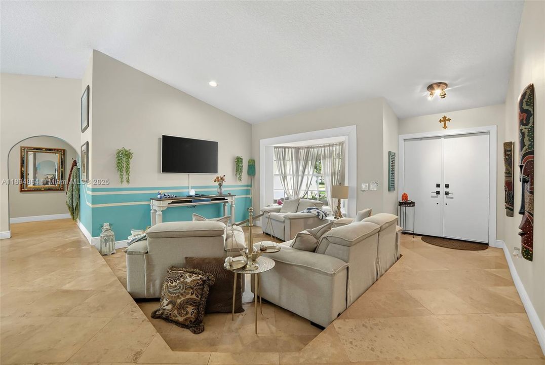 Active With Contract: $789,000 (4 beds, 2 baths, 2098 Square Feet)