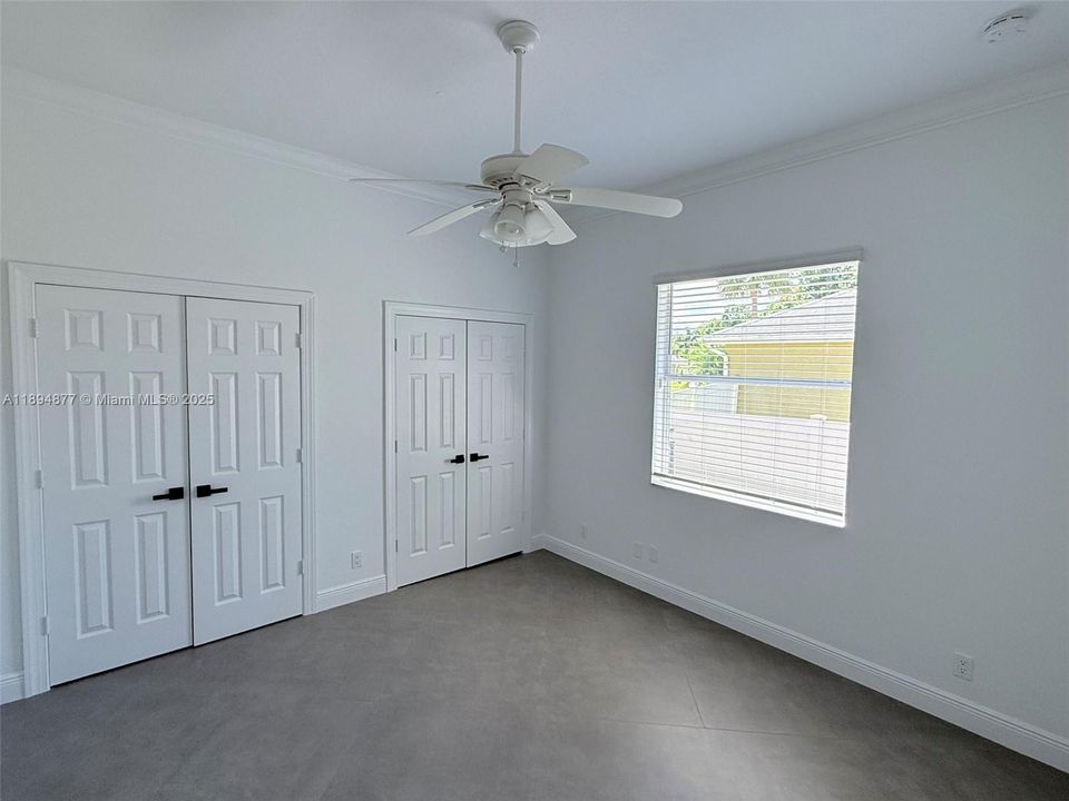 For Sale: $680,000 (6 beds, 3 baths, 2855 Square Feet)