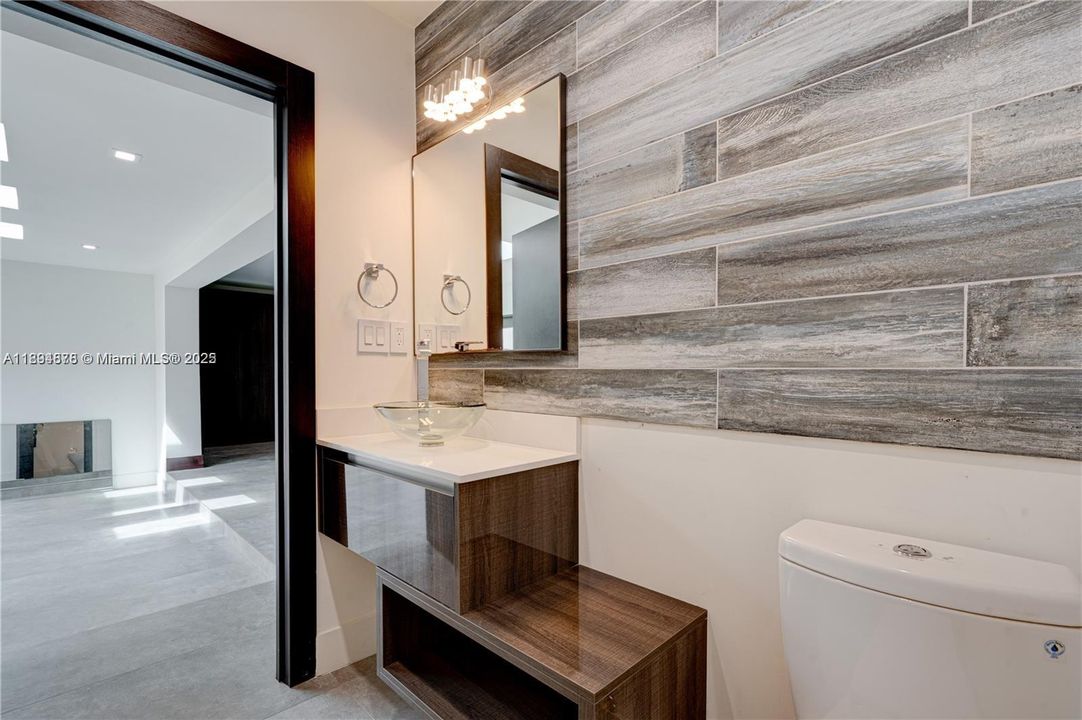 В аренду: $16,000 (4 спален, 3 ванн, 2470 Квадратных фут)