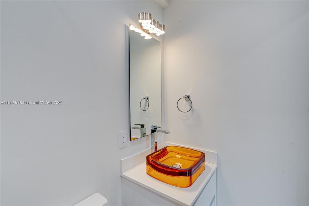 В аренду: $16,000 (4 спален, 3 ванн, 2470 Квадратных фут)