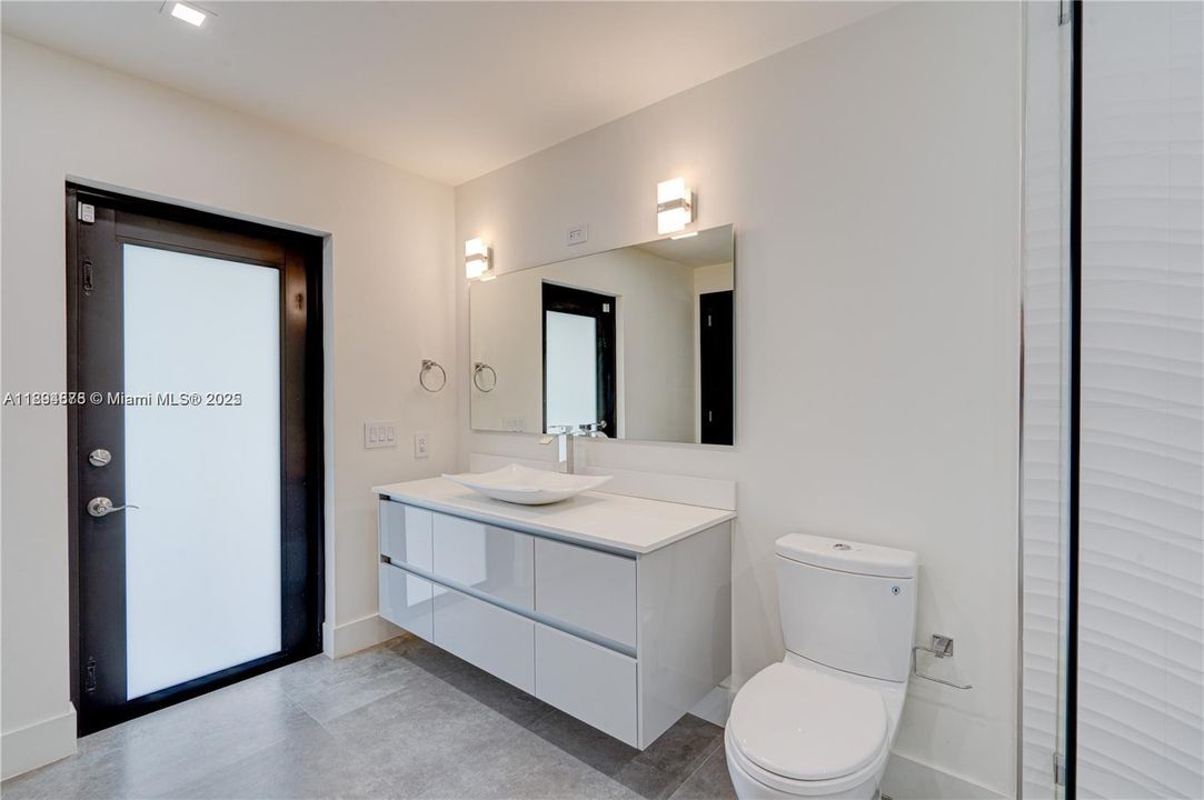 В аренду: $16,000 (4 спален, 3 ванн, 2470 Квадратных фут)