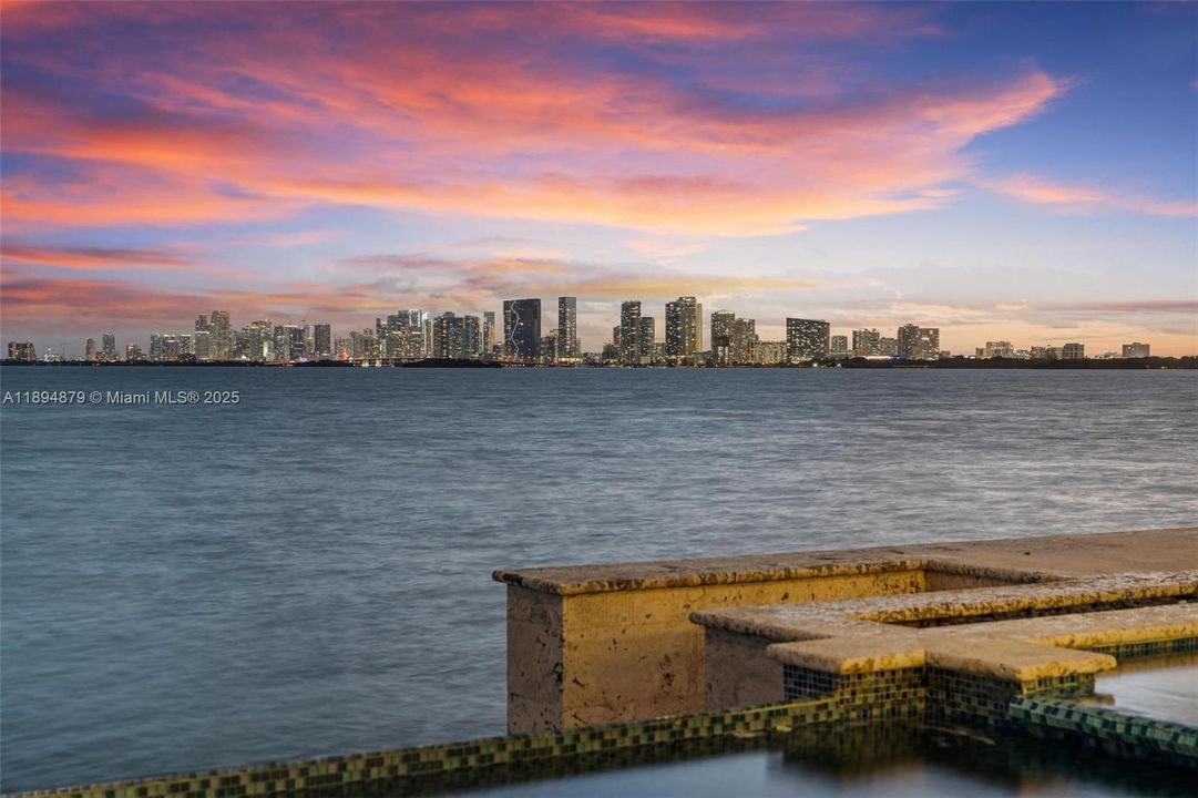 Endless sunsets on Miami skyline