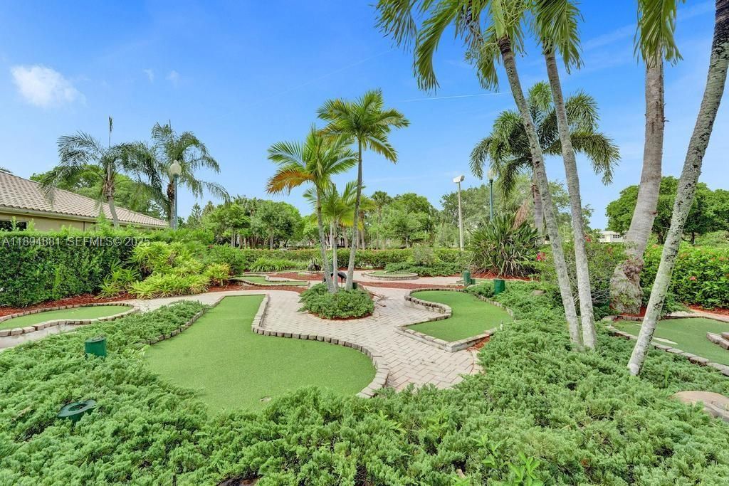 En Venta: $748,000 (4 camas, 4 baños, 2707 Pies cuadrados)