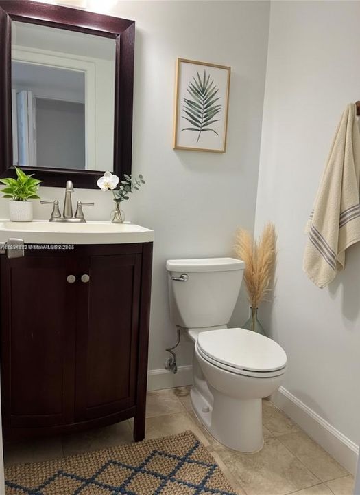 待售: $110,000 (1 贝兹, 1 浴室, 597 平方英尺)